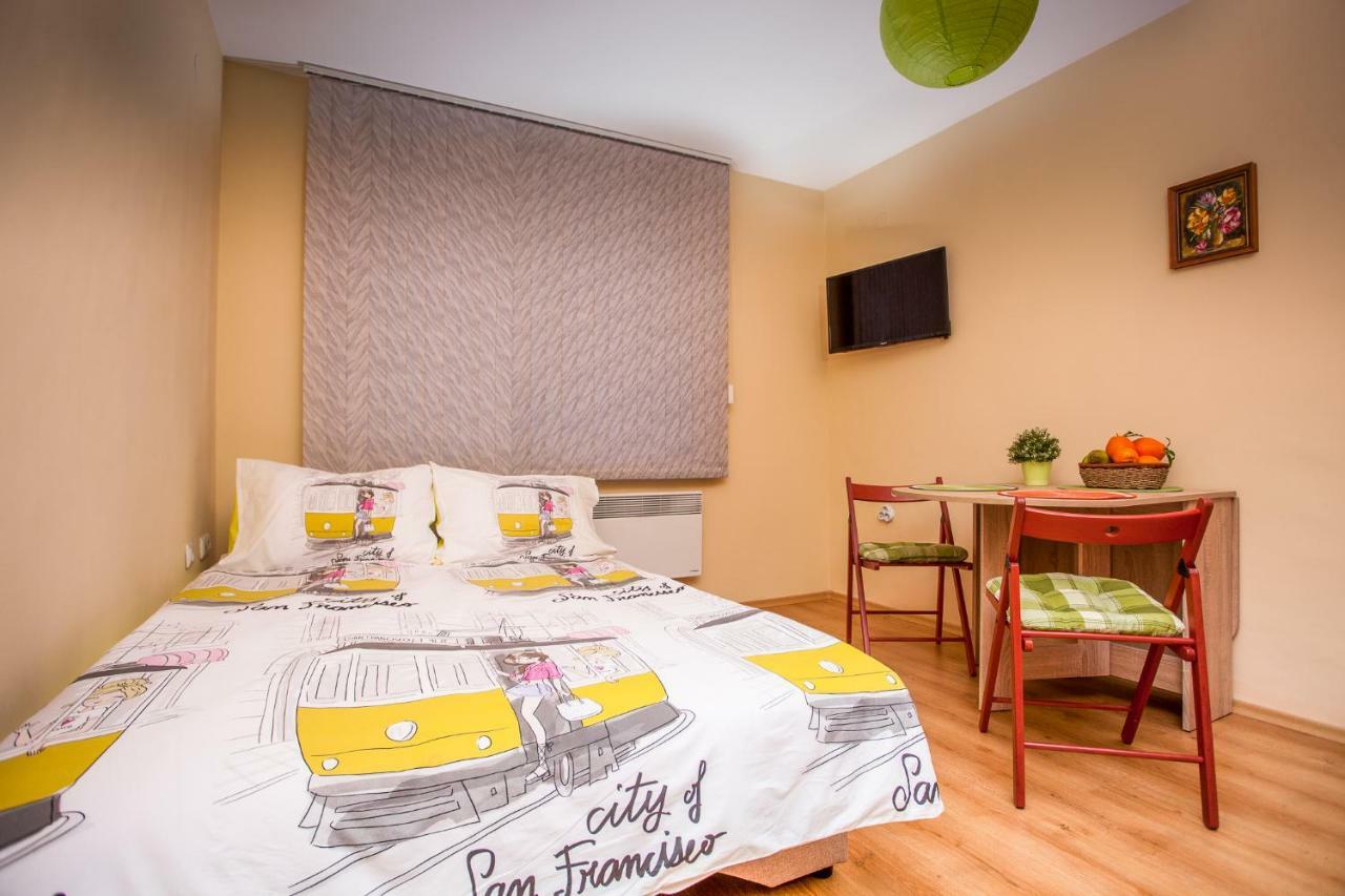 Green Orange Apartment Bansko Exterior photo